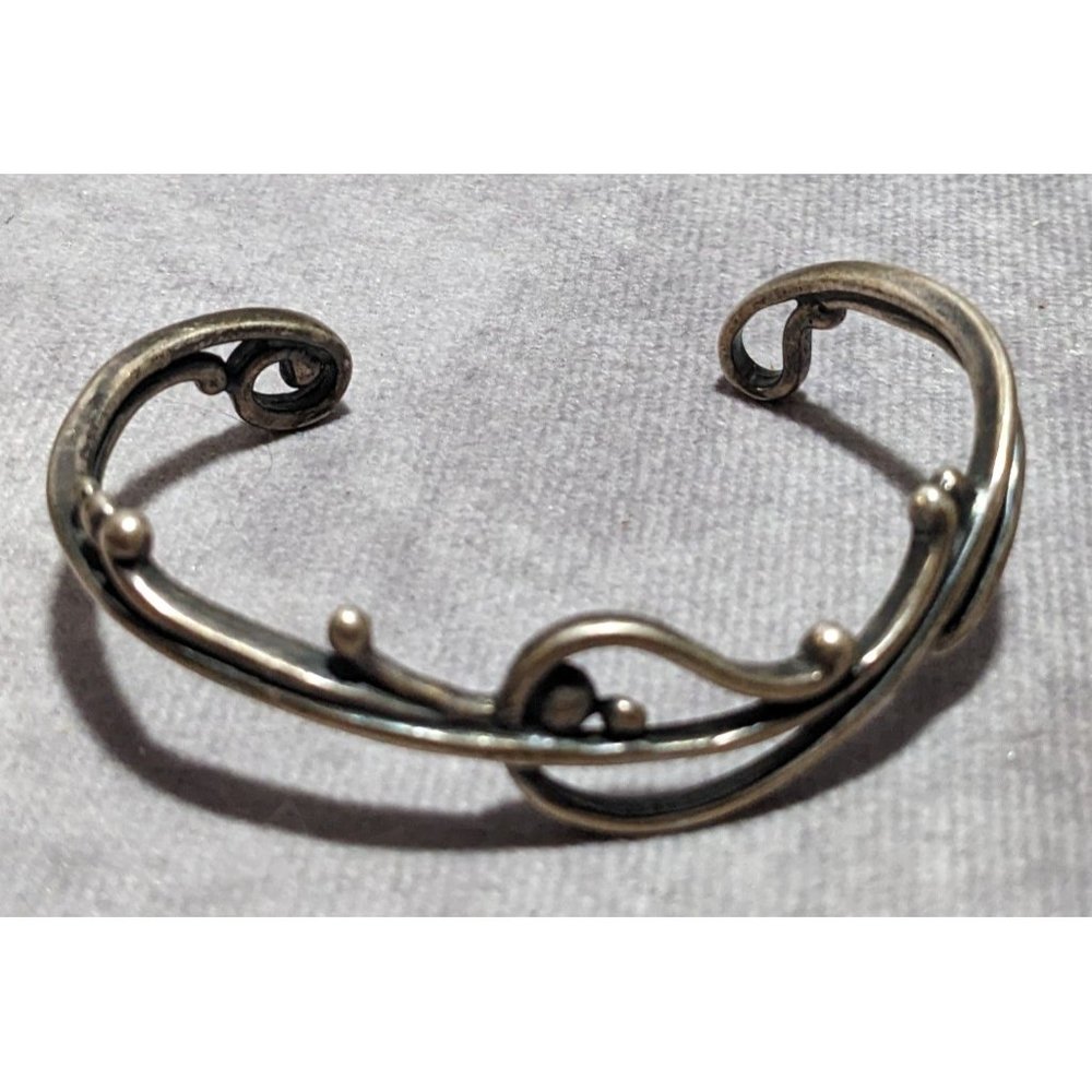 Silver Art Nouveau Cuff Bracelet - Picture 3 of 4